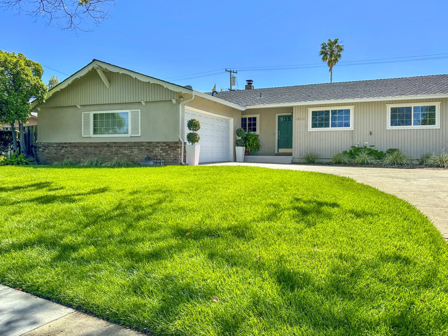 Neighborhood Neighborhood-47