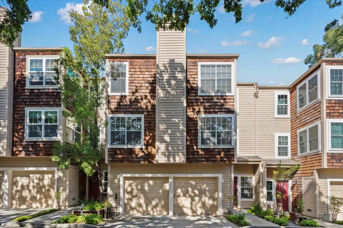 Neighborhood Neighborhood-54