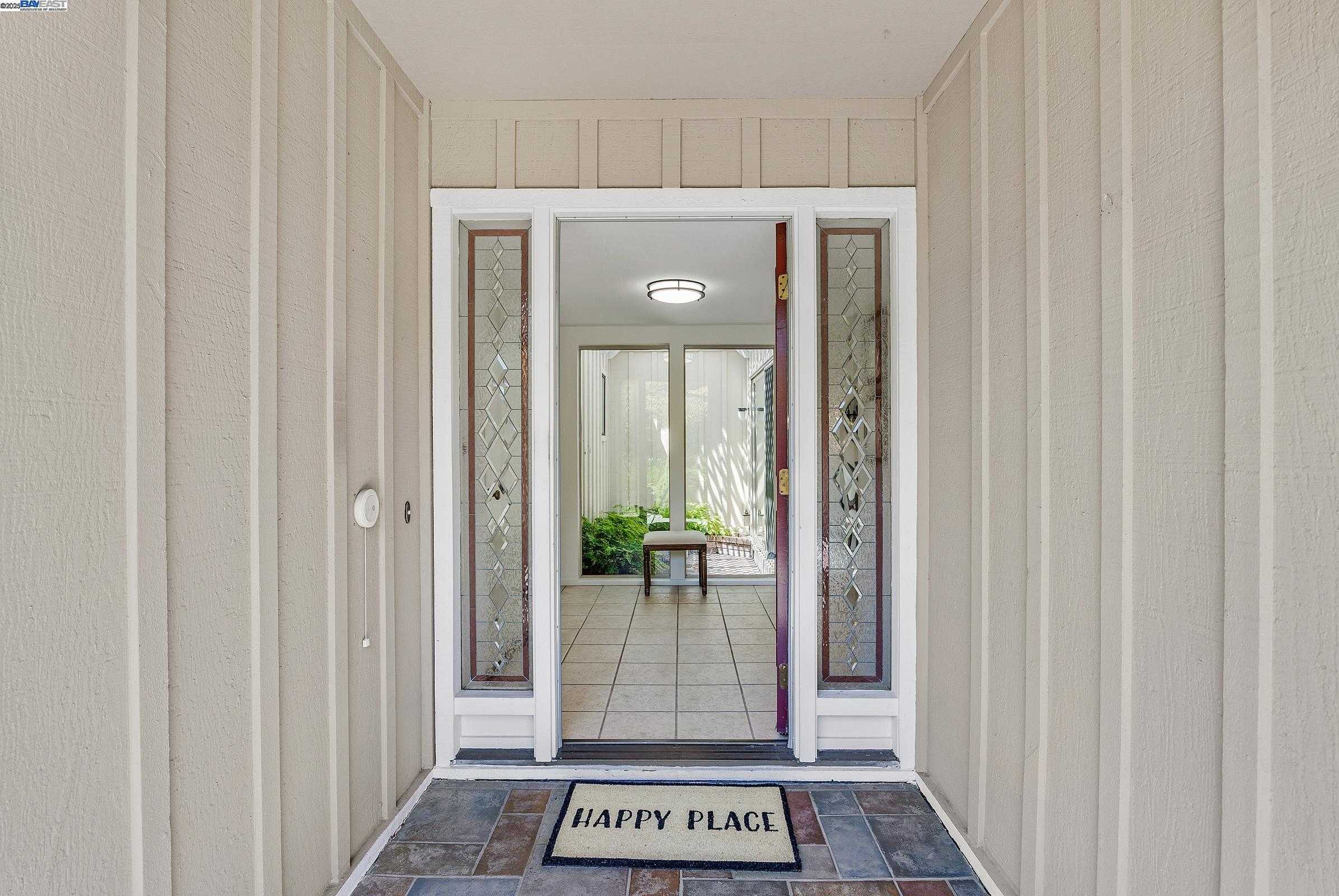 Neighborhood Neighborhood-15