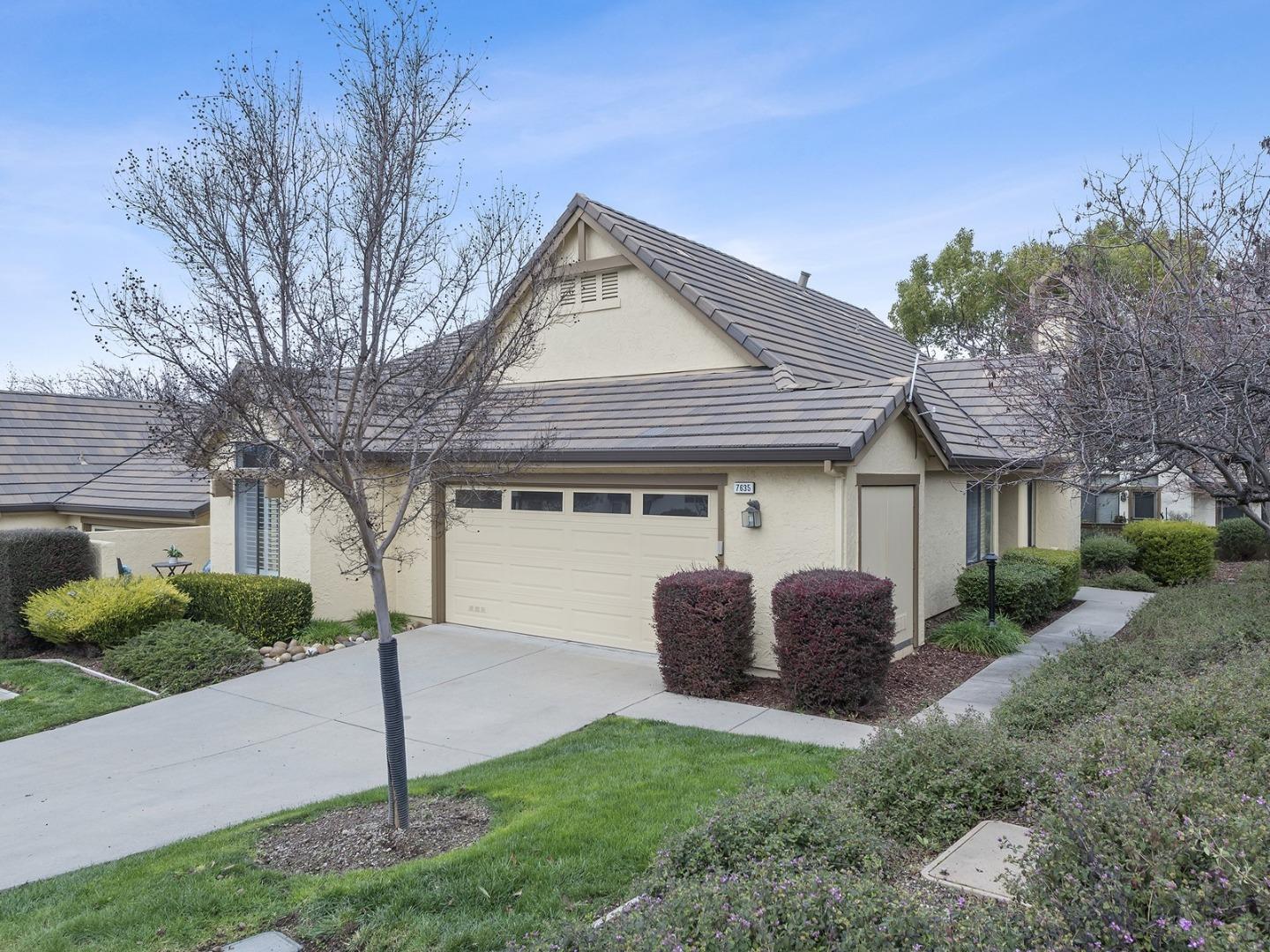 Neighborhood Neighborhood-45