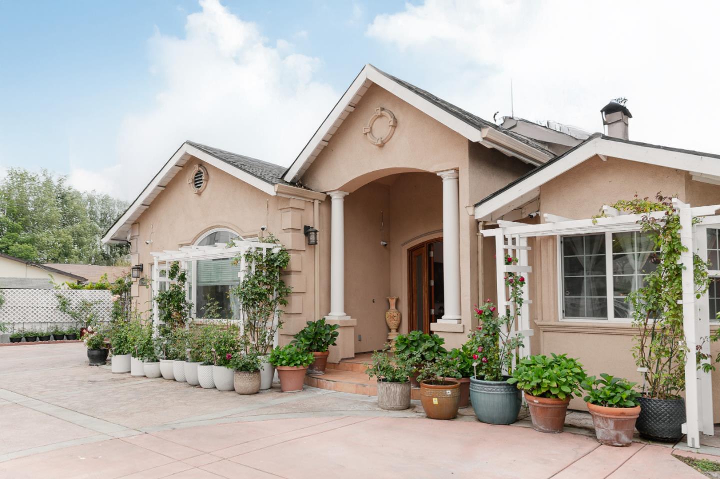 Neighborhood-3