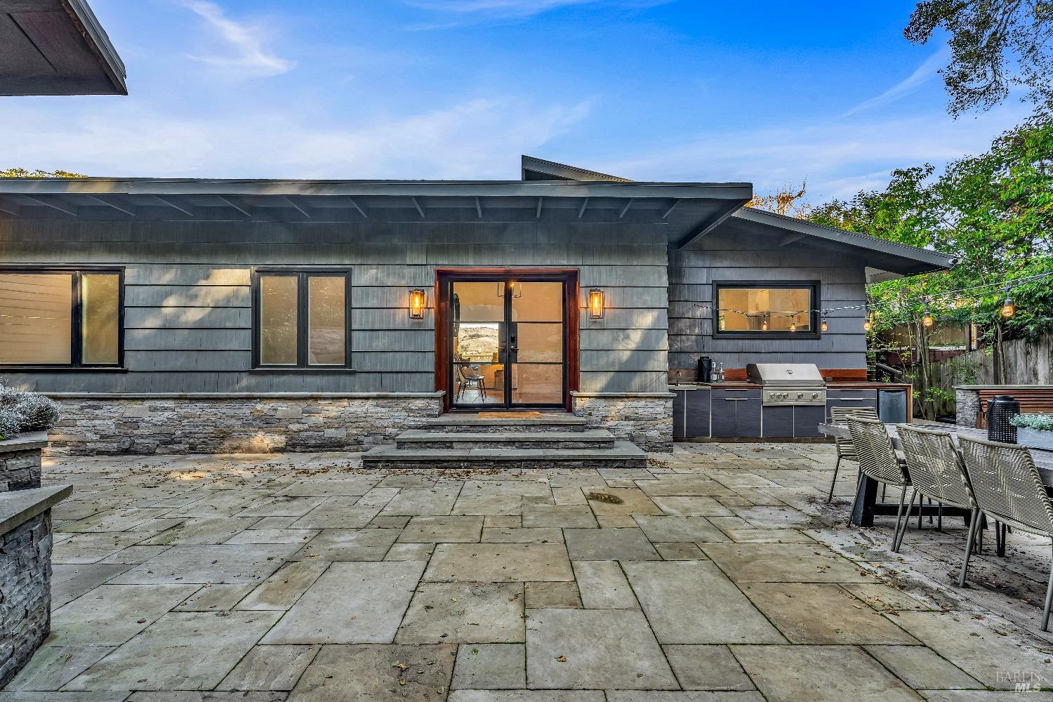 Neighborhood Neighborhood-2