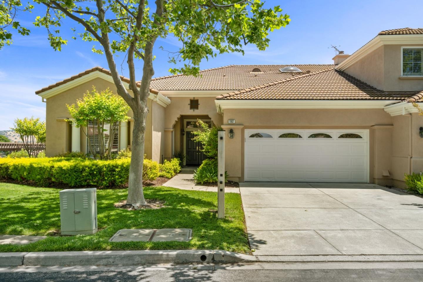 Neighborhood Neighborhood-35