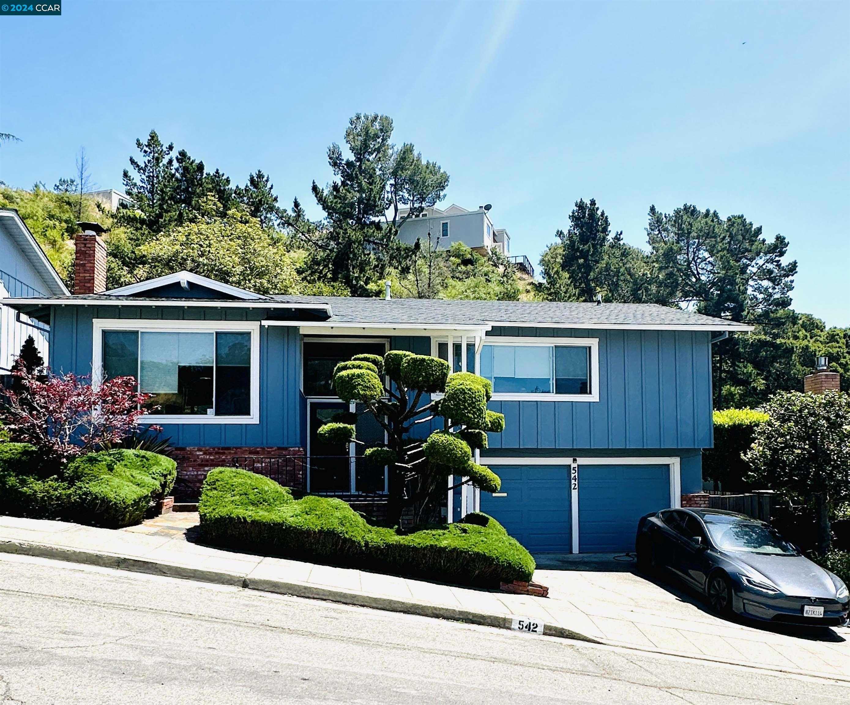 Neighborhood Neighborhood-15