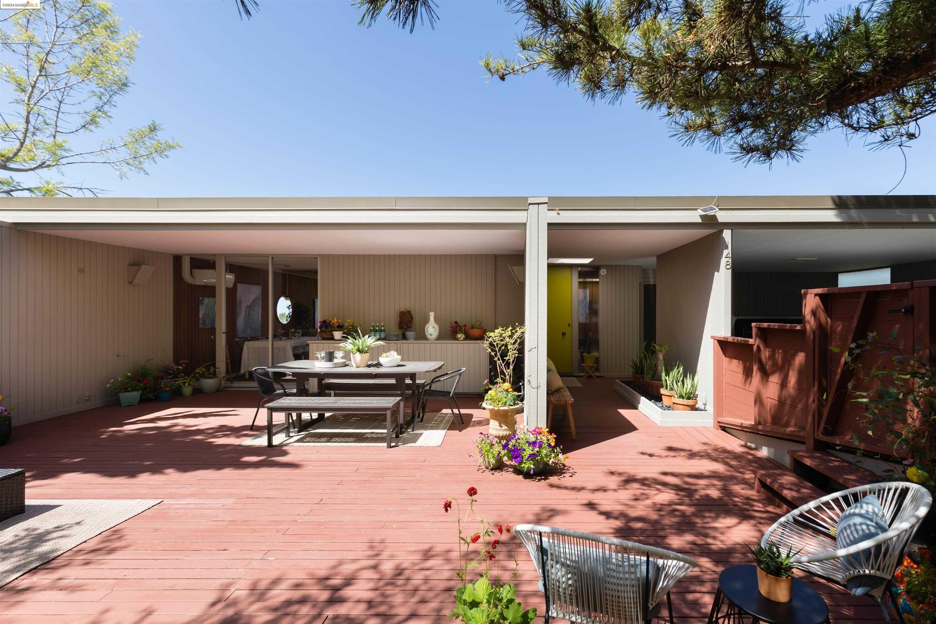 Neighborhood Neighborhood-16