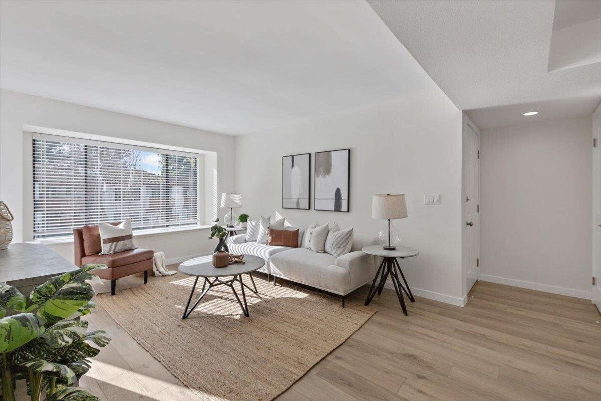 Neighborhood Neighborhood-7