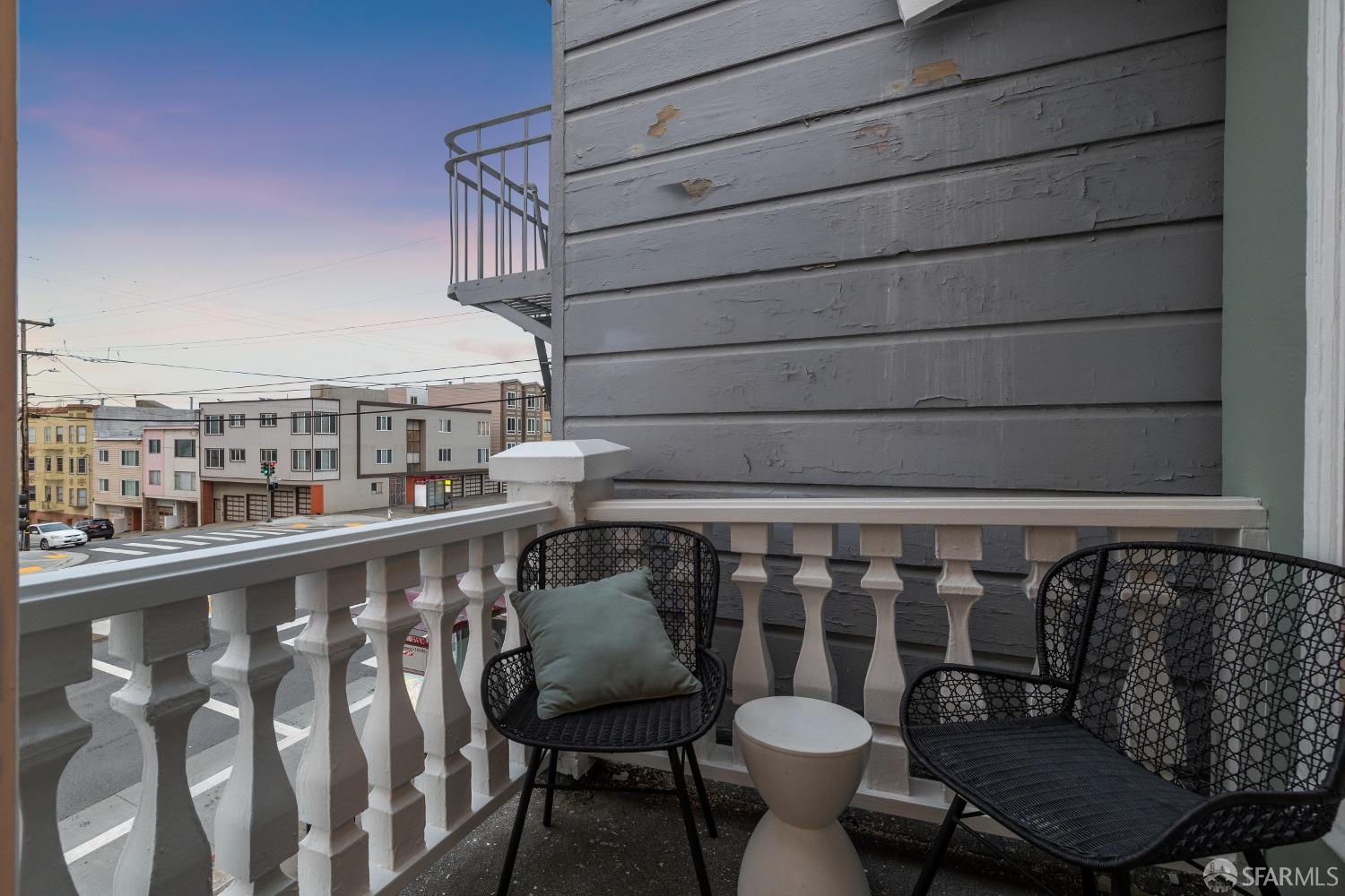 Neighborhood Neighborhood-143