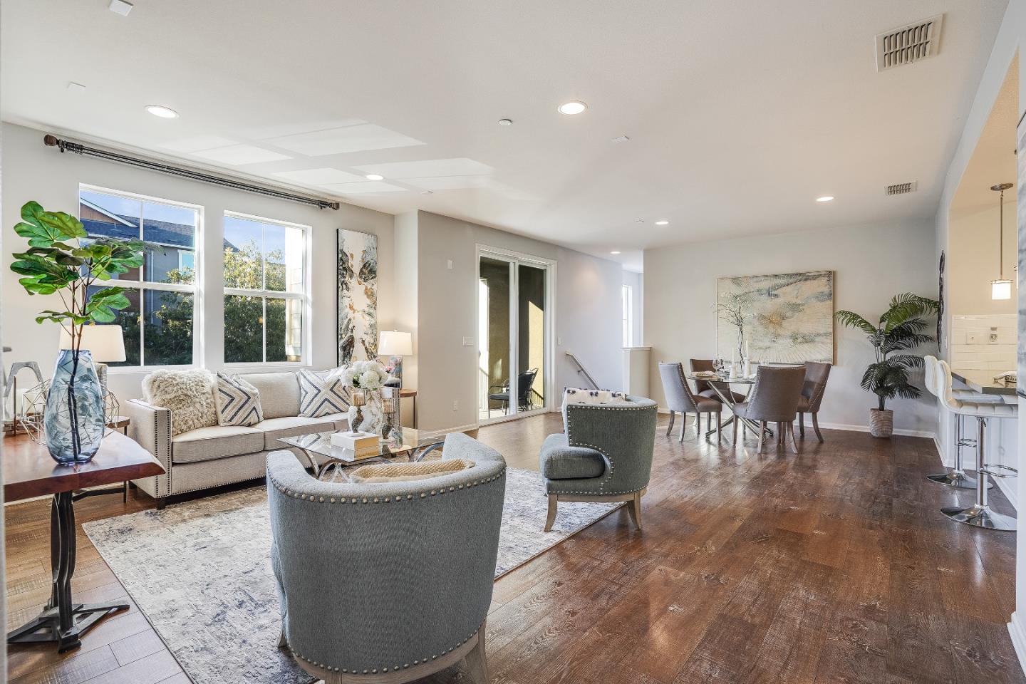 Neighborhood Neighborhood-45