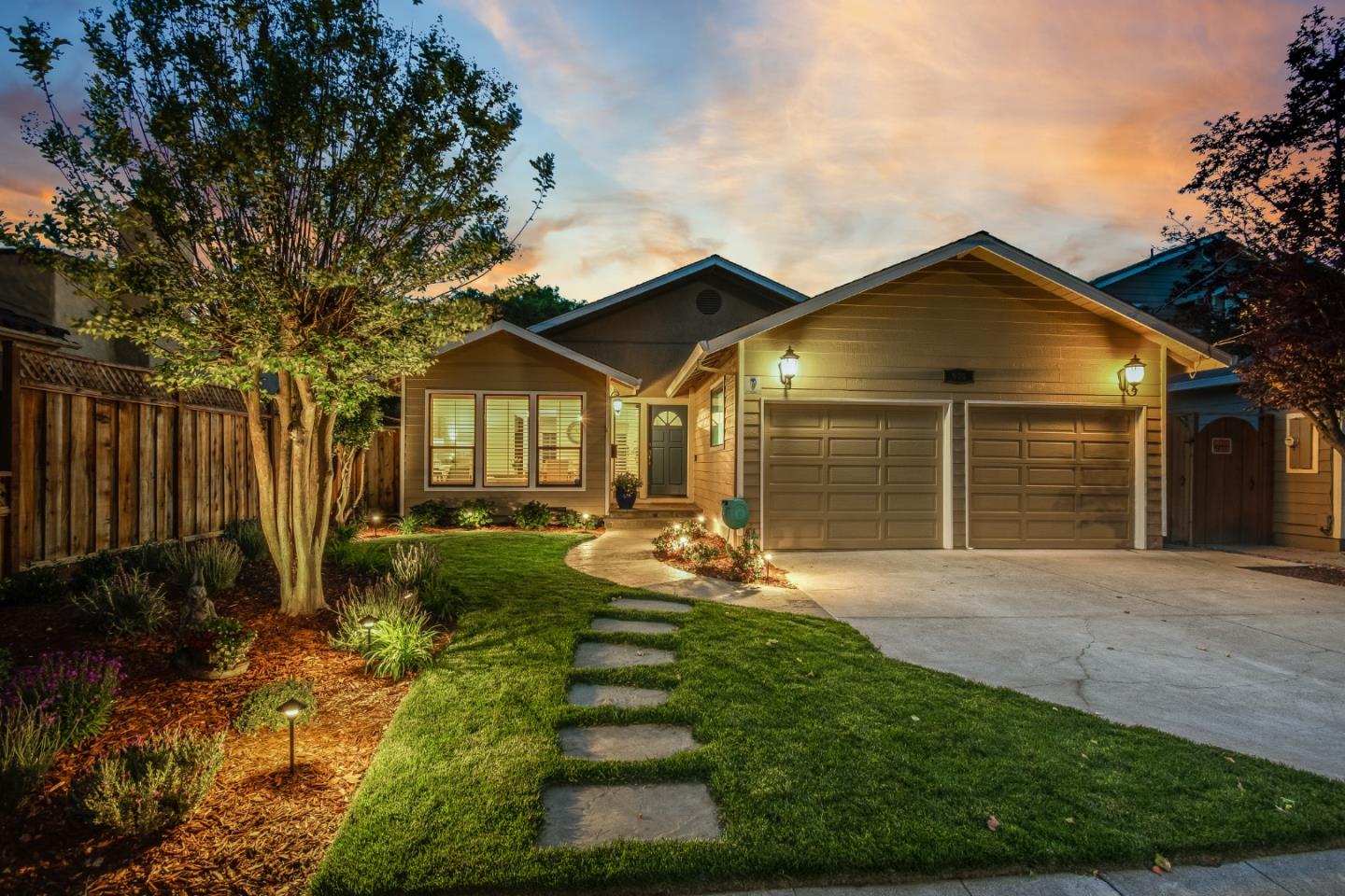 Neighborhood Neighborhood-3