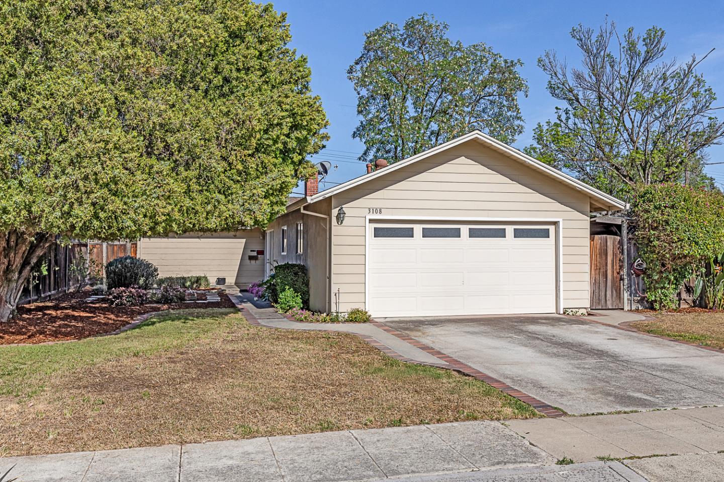 Neighborhood Neighborhood-16