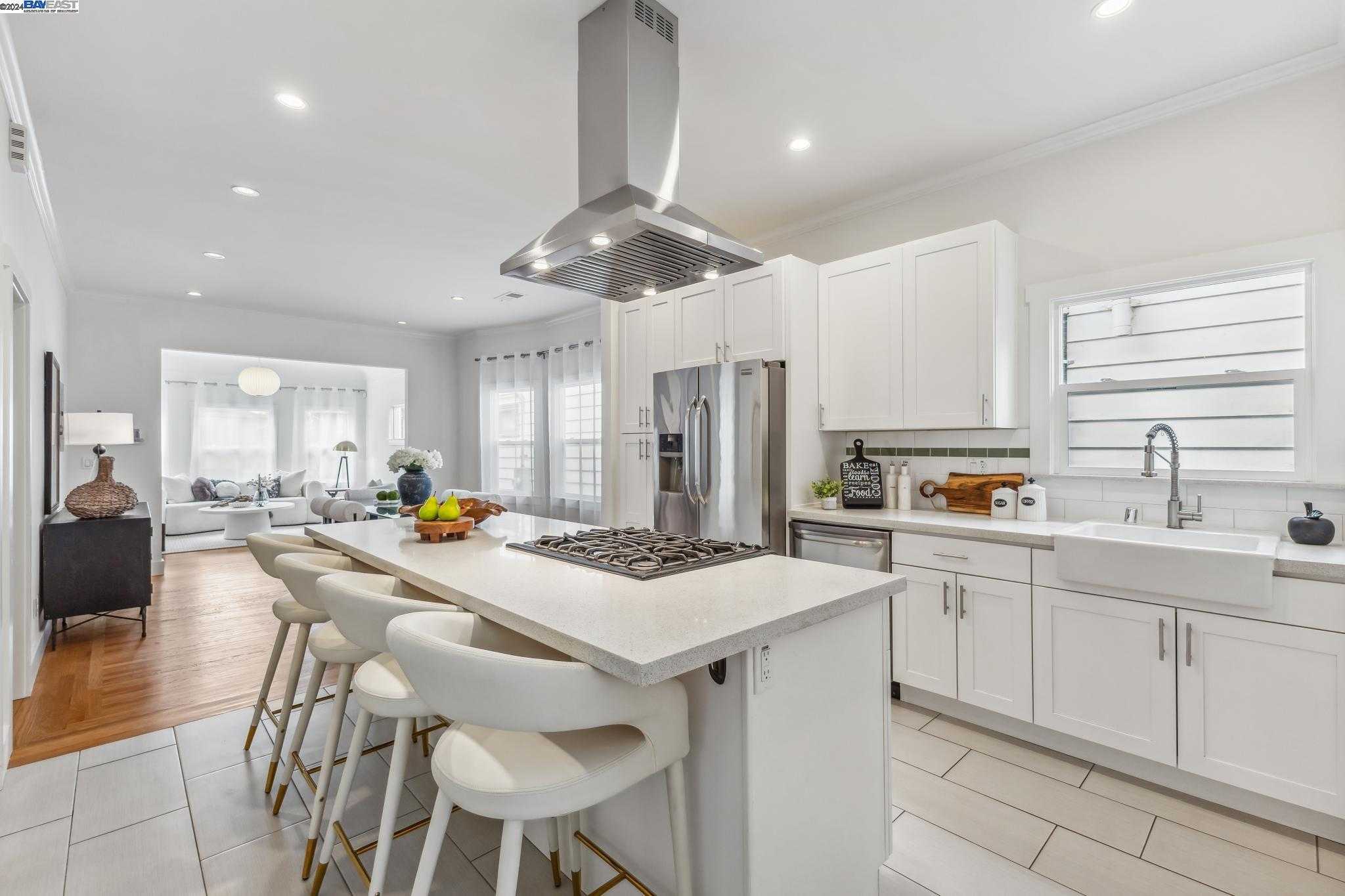 Neighborhood Neighborhood-9