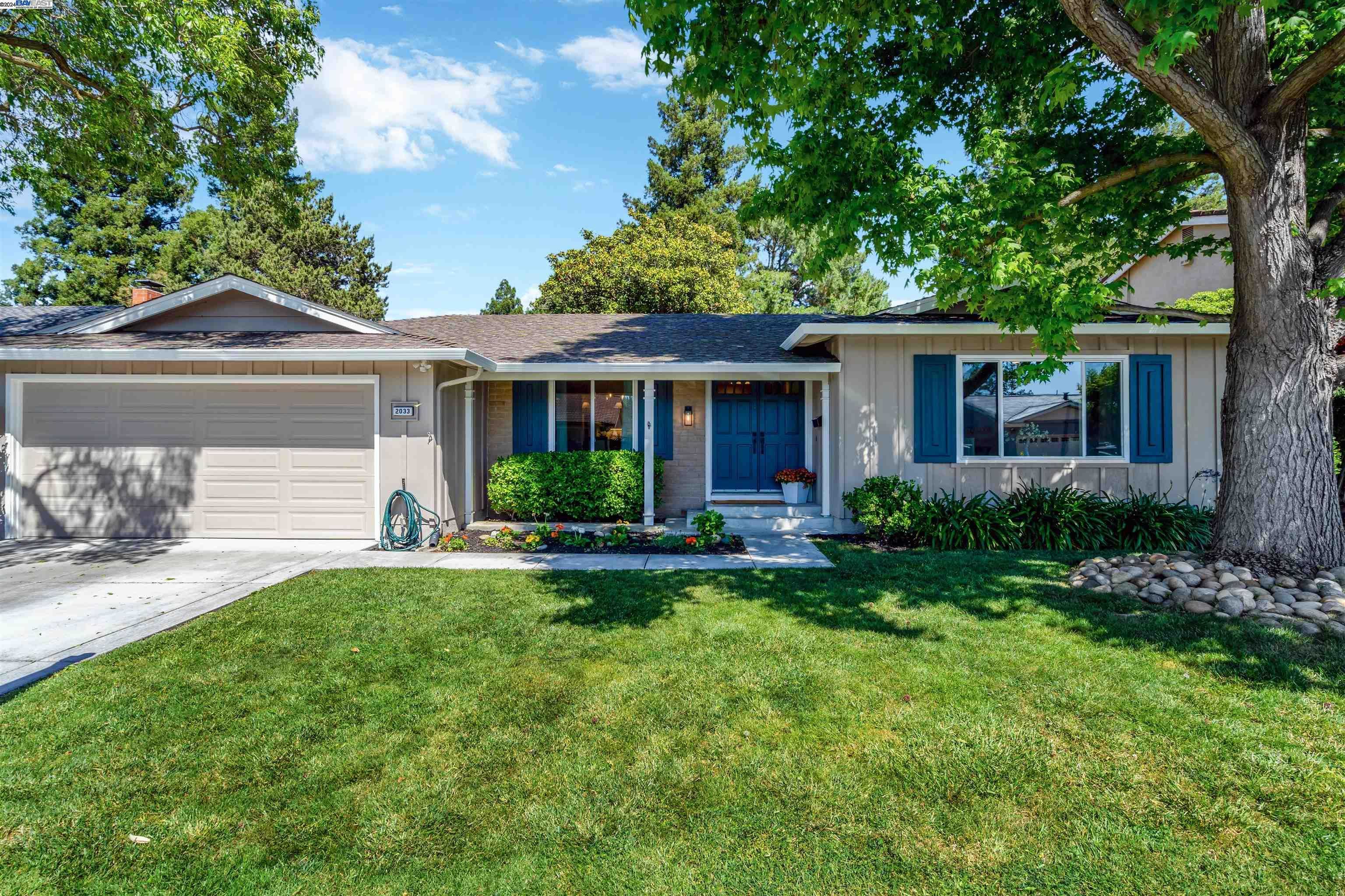 Neighborhood Neighborhood-23