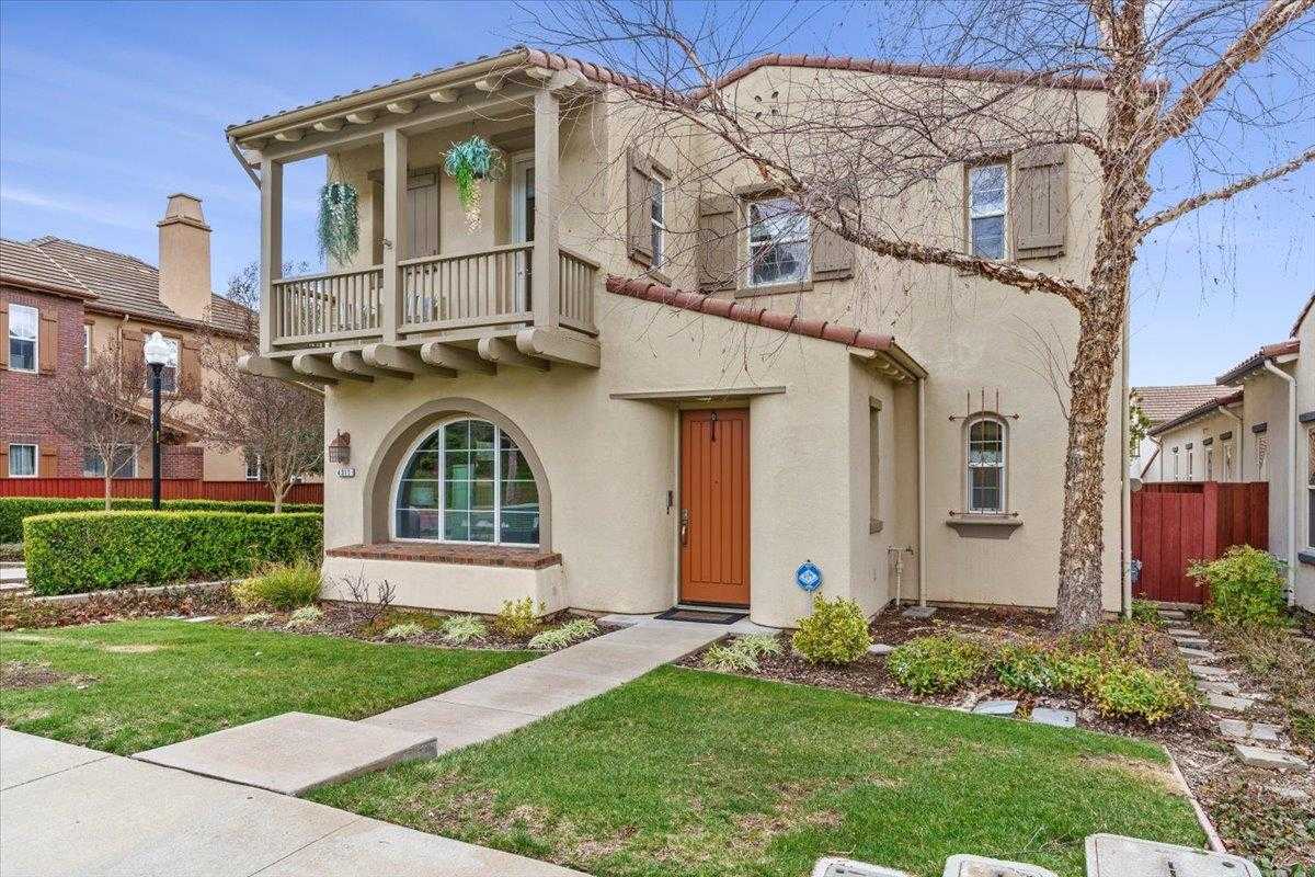 Neighborhood Neighborhood-29