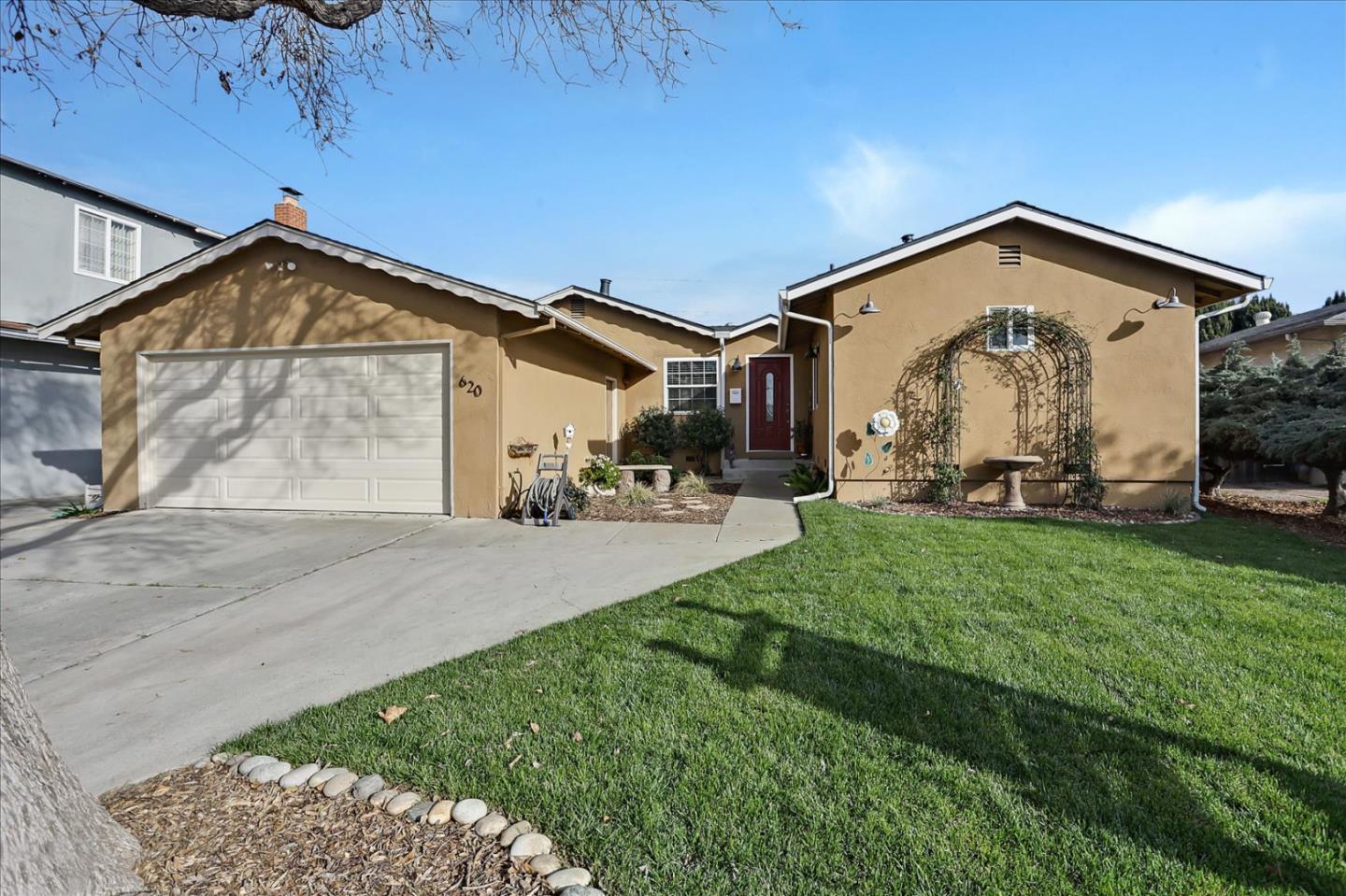 Neighborhood Neighborhood-112