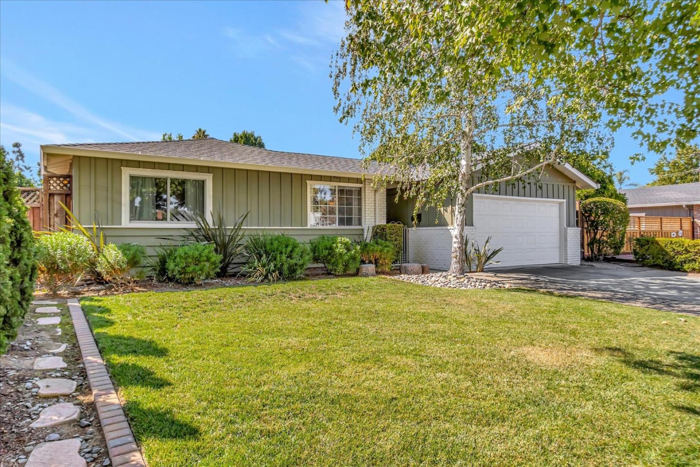 Neighborhood Neighborhood-8