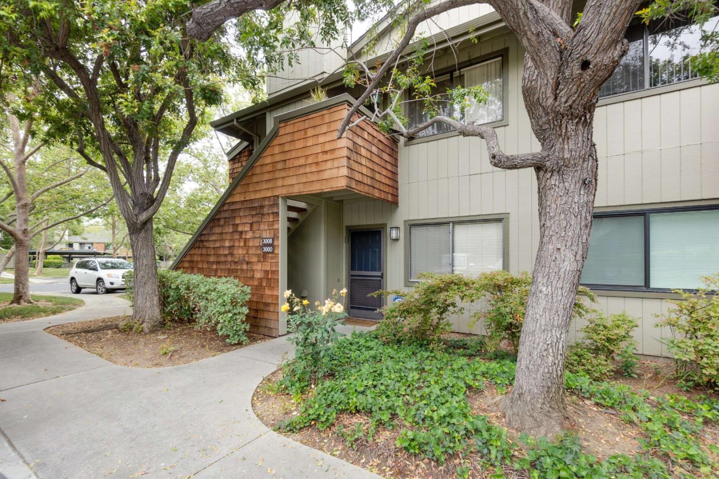 Neighborhood Neighborhood-81