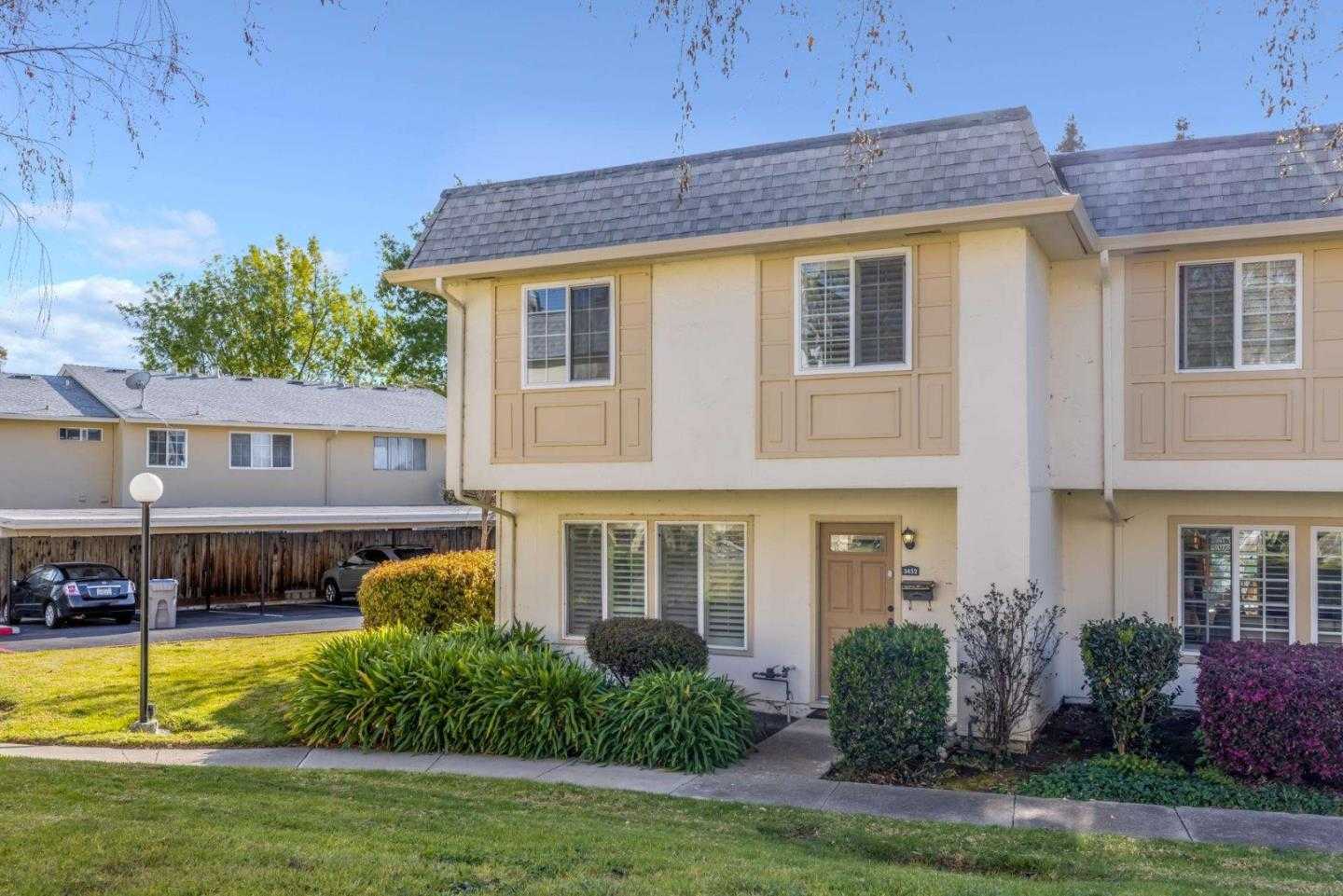 Neighborhood Neighborhood-3