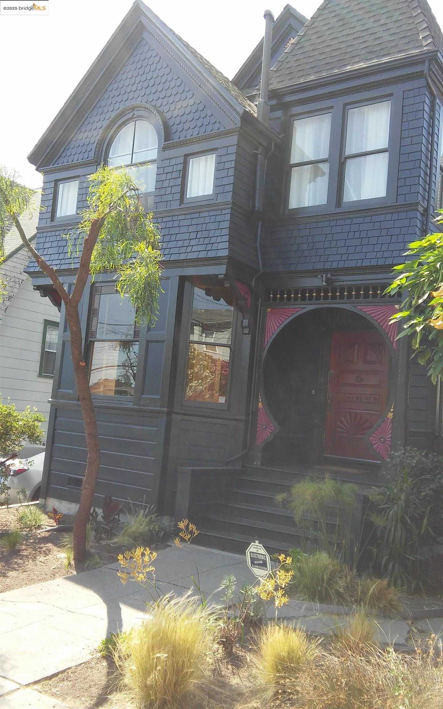 Neighborhood Neighborhood-15