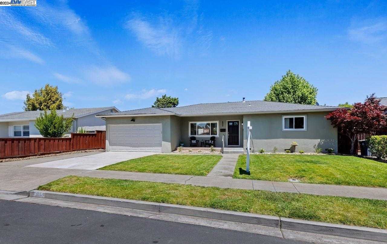 Neighborhood Neighborhood-28