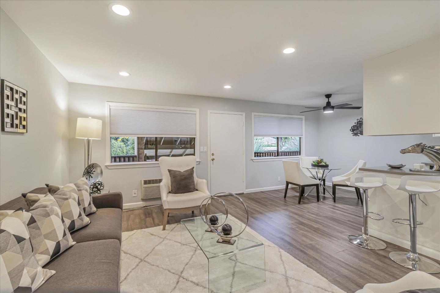 Neighborhood Neighborhood-10