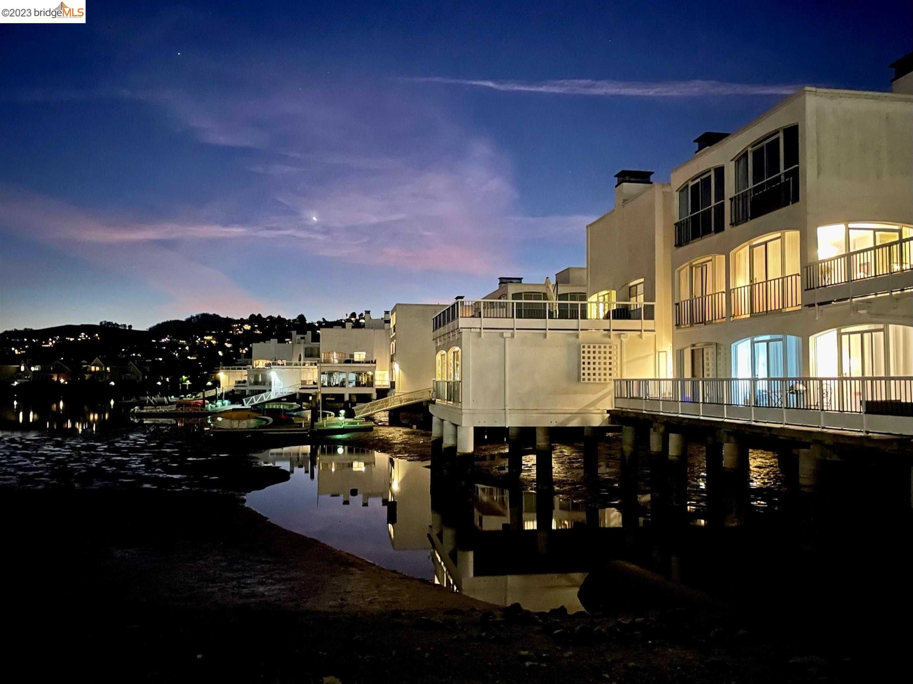 Neighborhood Neighborhood-7