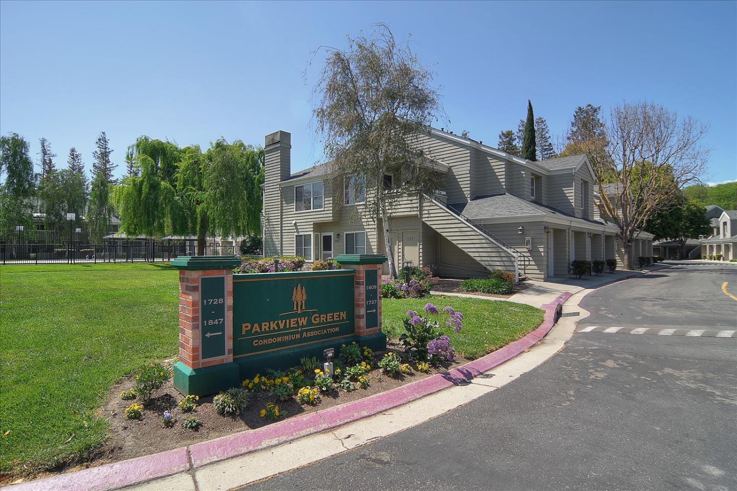 Neighborhood Neighborhood-84