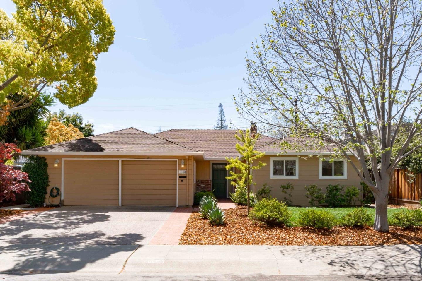 Neighborhood Neighborhood-5