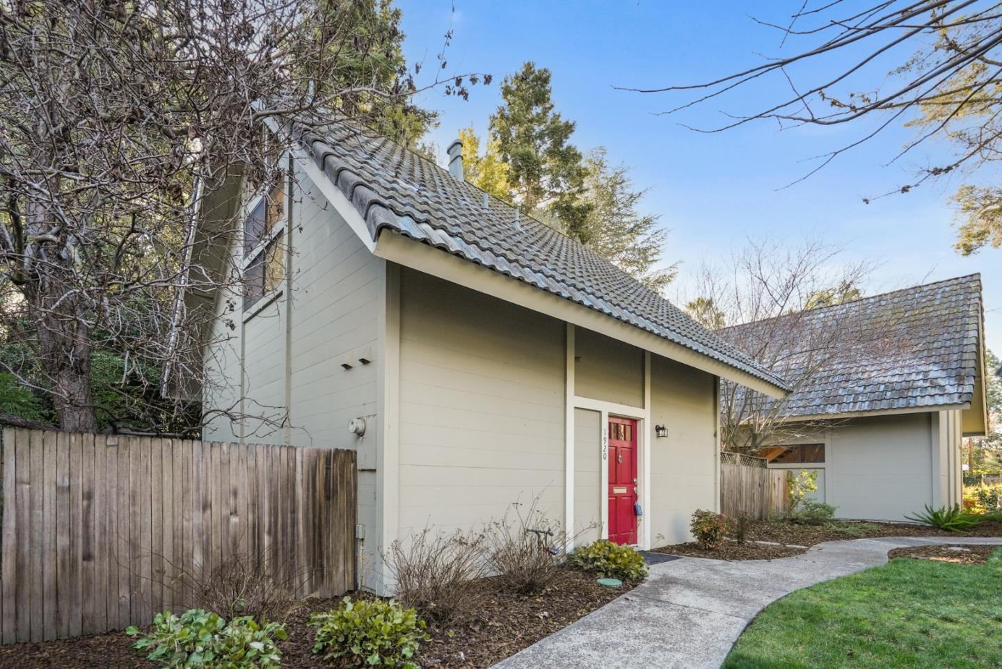 Monta-Loma--Farley--Rock-Street-Mountain-View