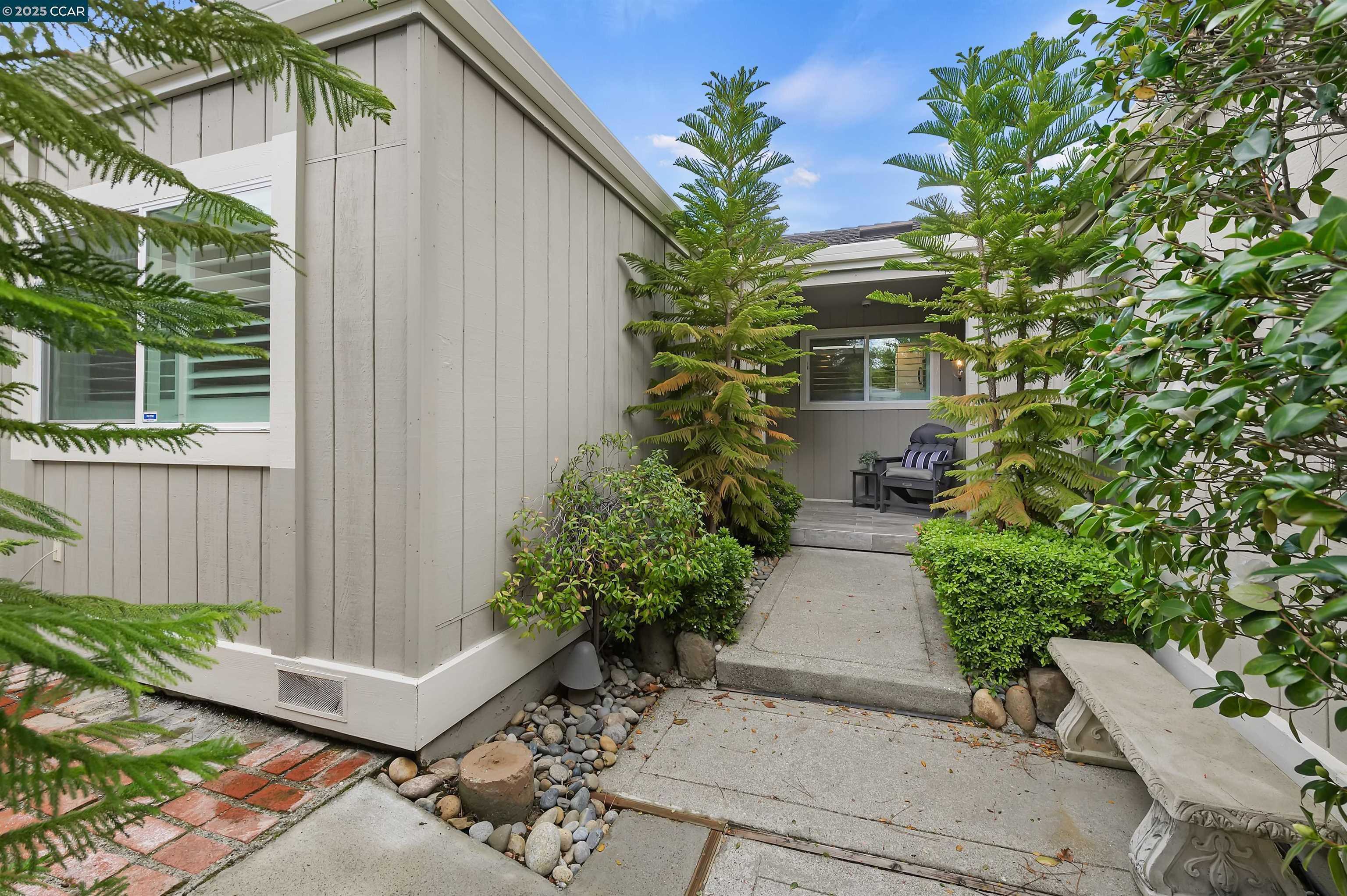 Neighborhood Neighborhood-12