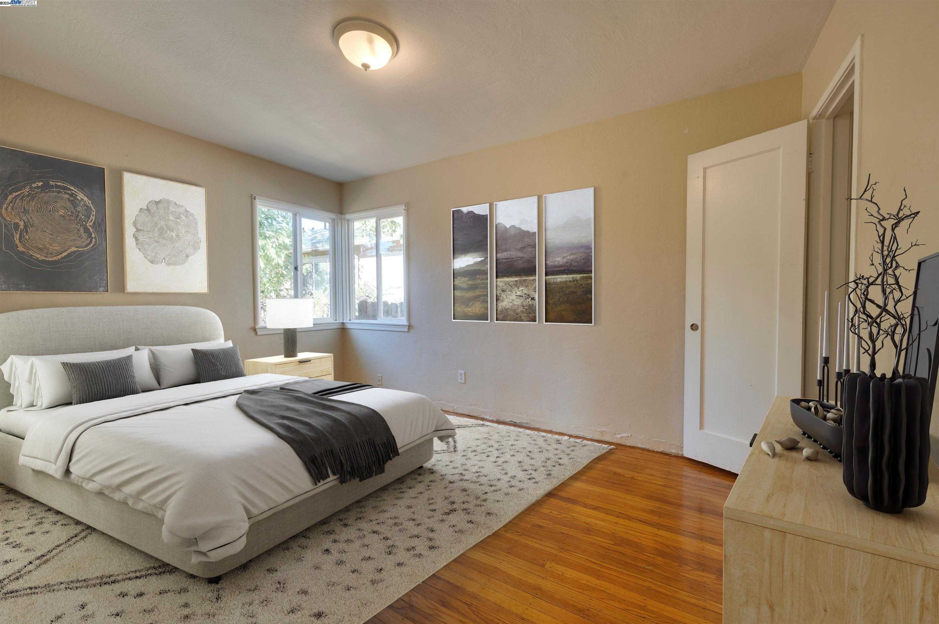 Neighborhood Neighborhood-4