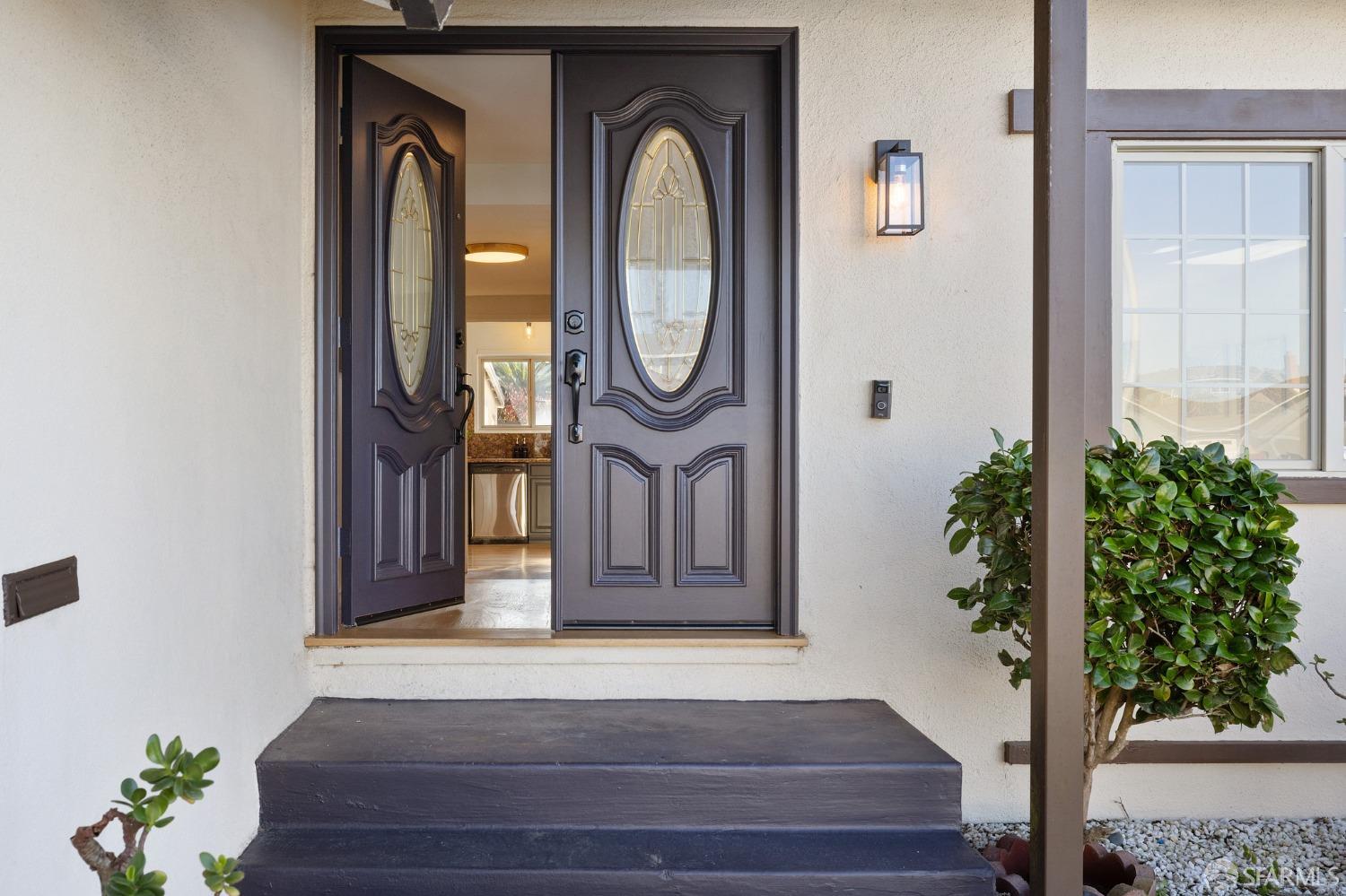 Neighborhood Neighborhood-3