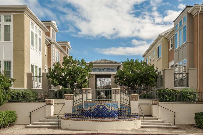 Neighborhood Neighborhood-81