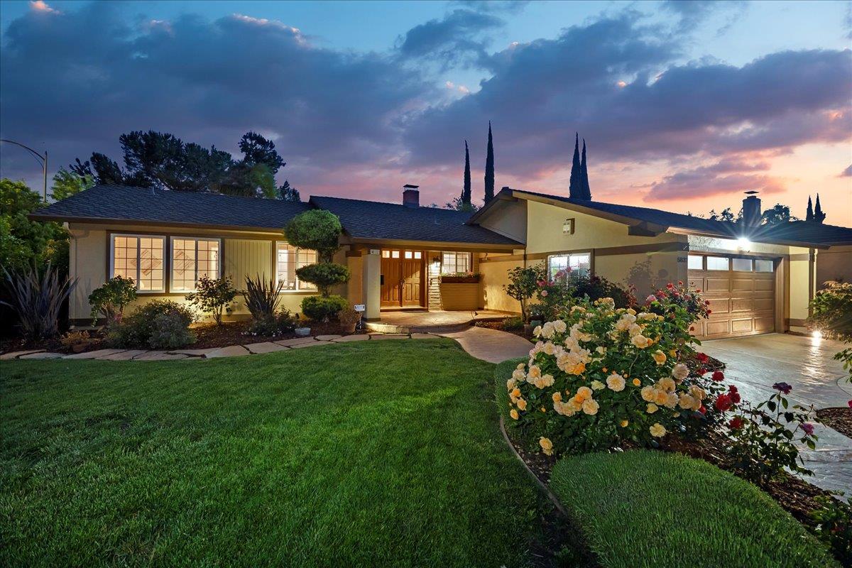 Neighborhood Neighborhood-9