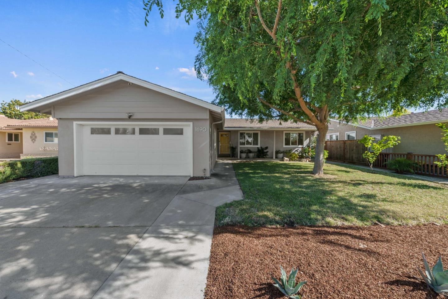 Neighborhood Neighborhood-47