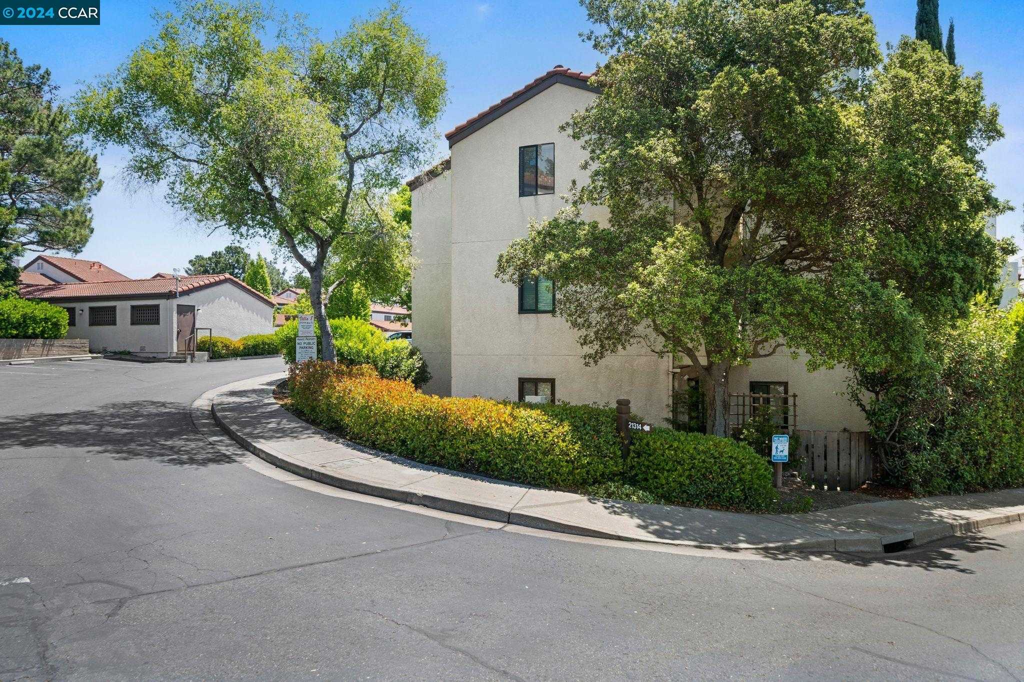 Neighborhood Neighborhood-21