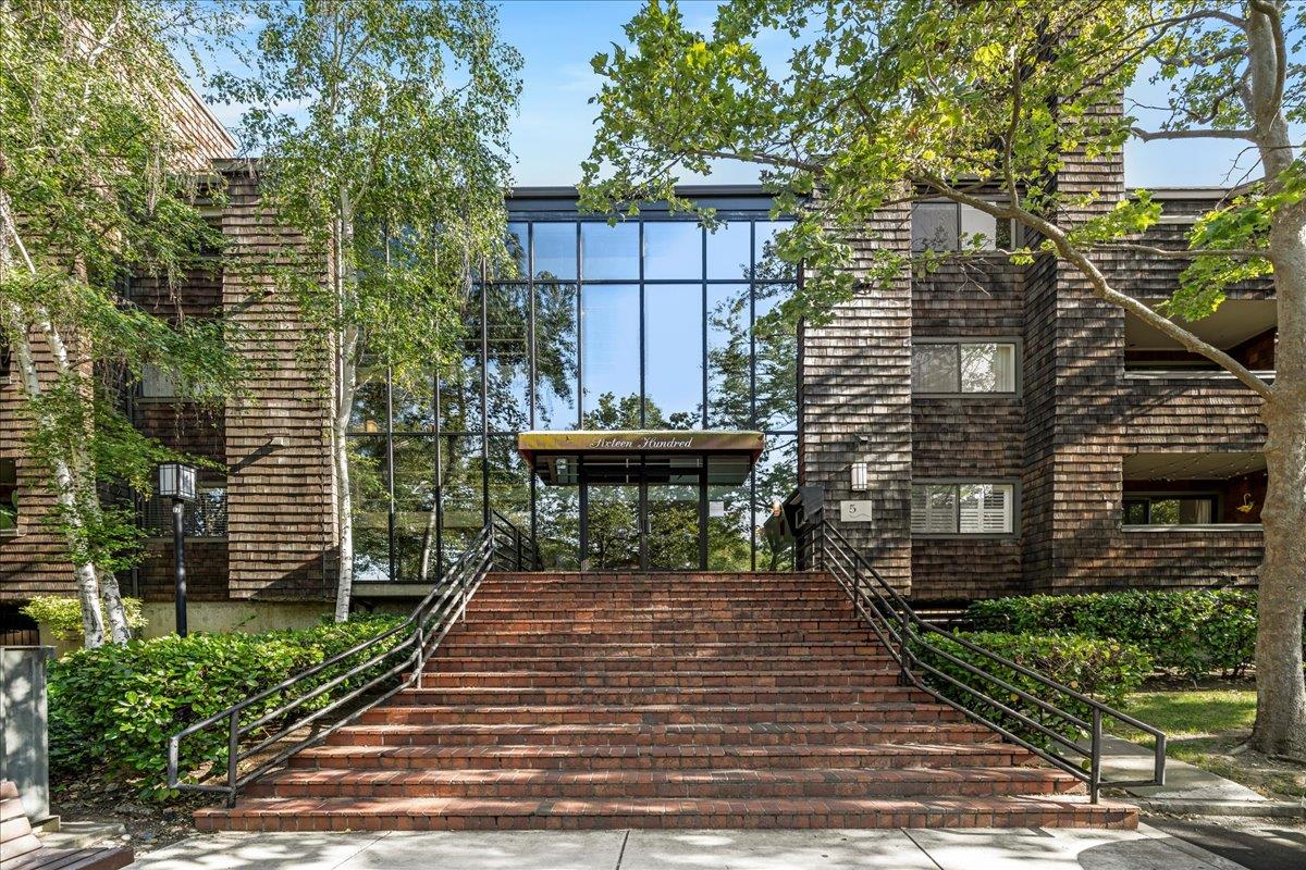 Neighborhood Neighborhood-90