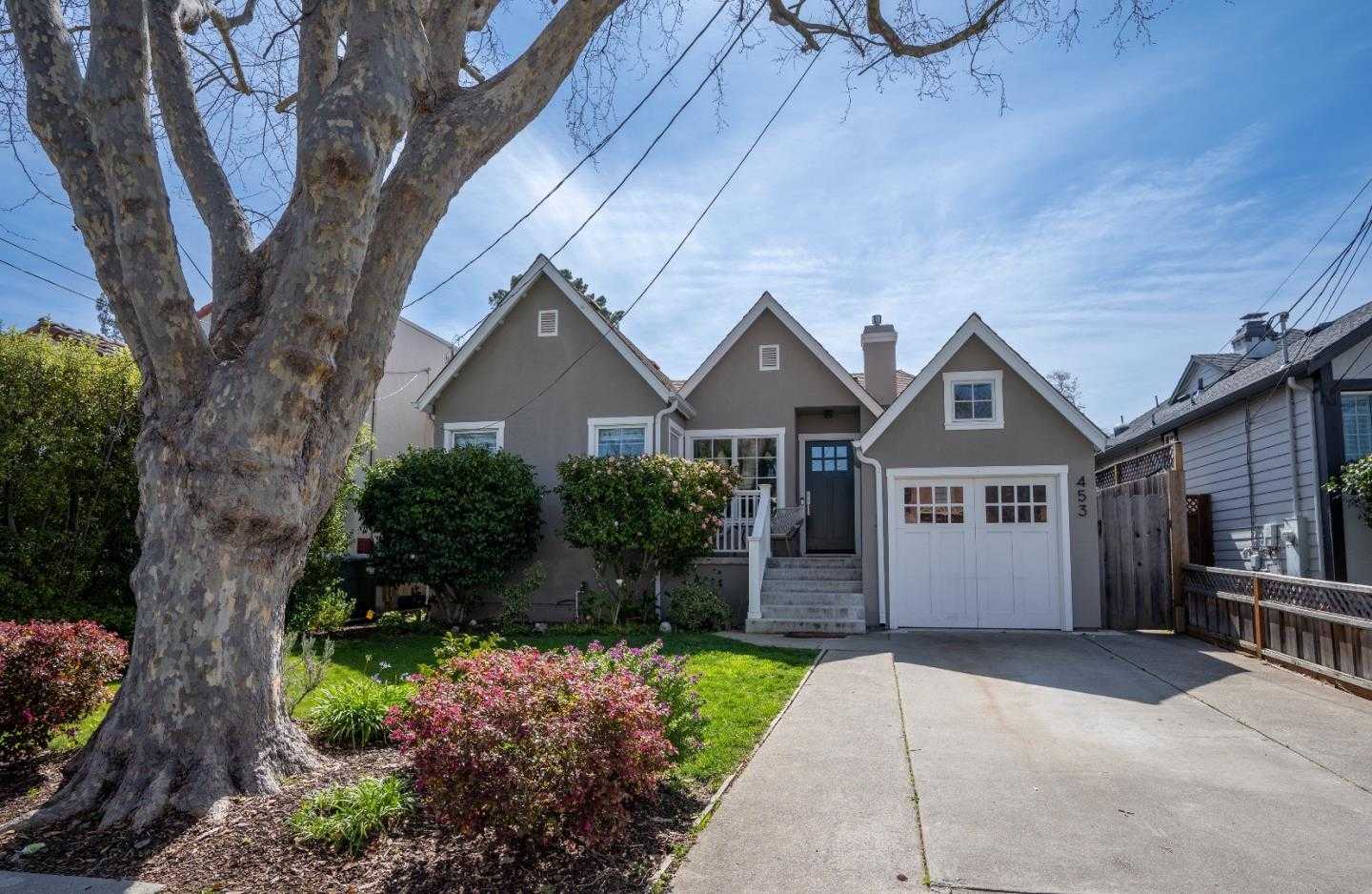 Neighborhood Neighborhood-84