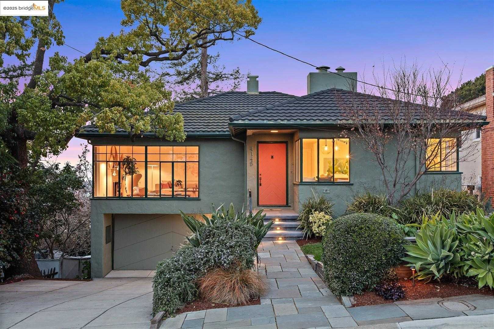 Neighborhood Neighborhood-3