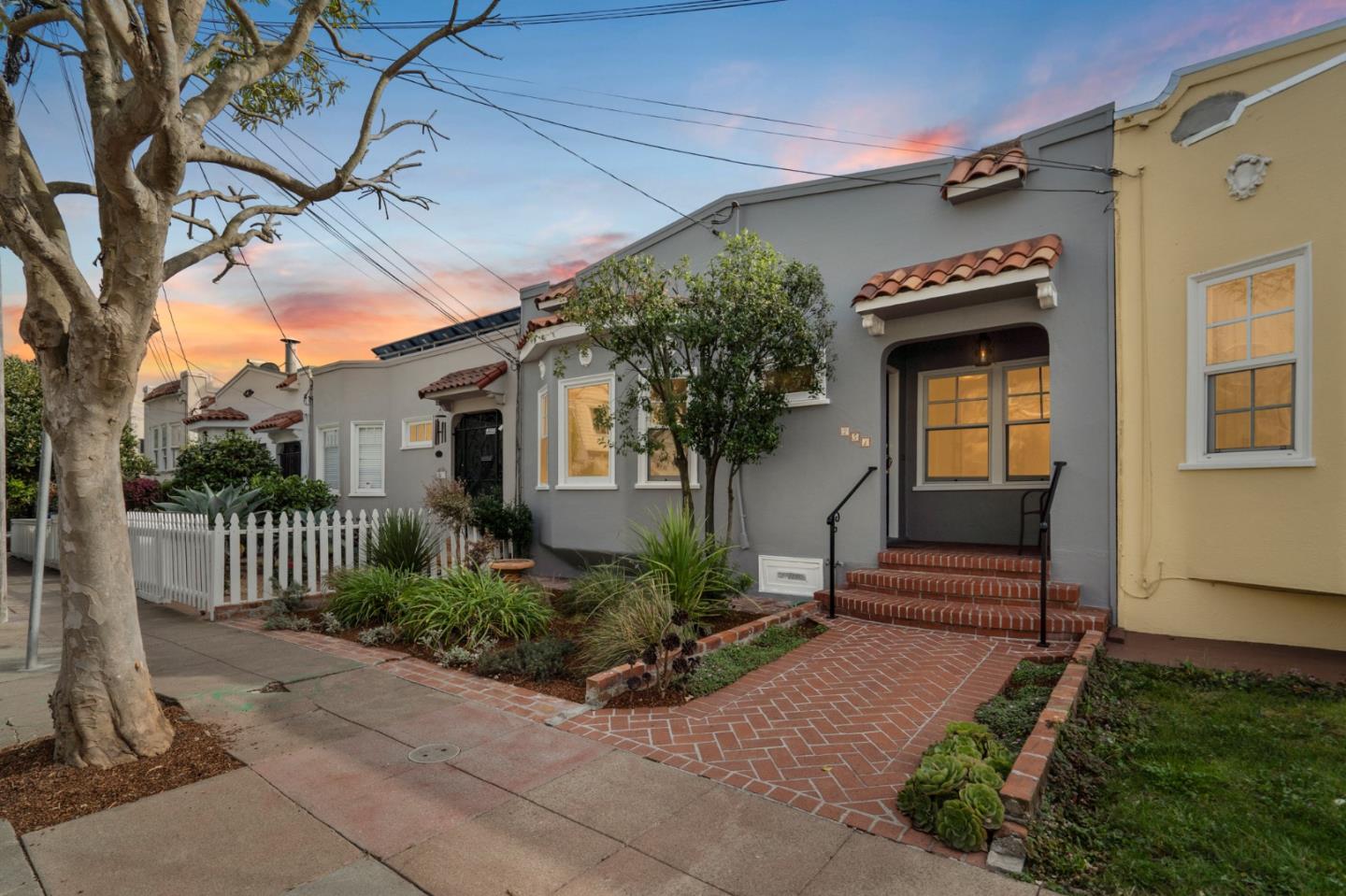 Neighborhood Neighborhood-3