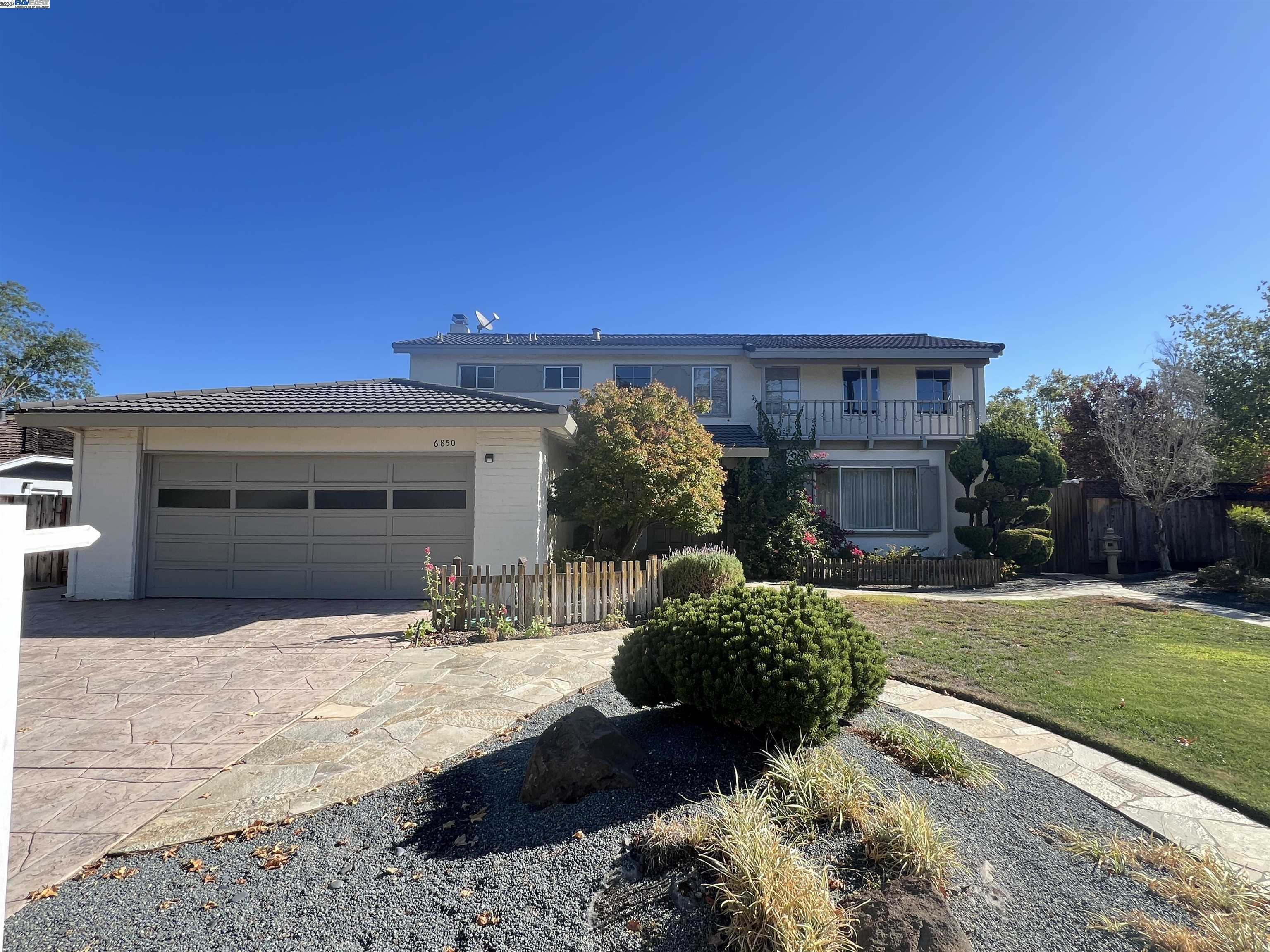 Neighborhood Neighborhood-3