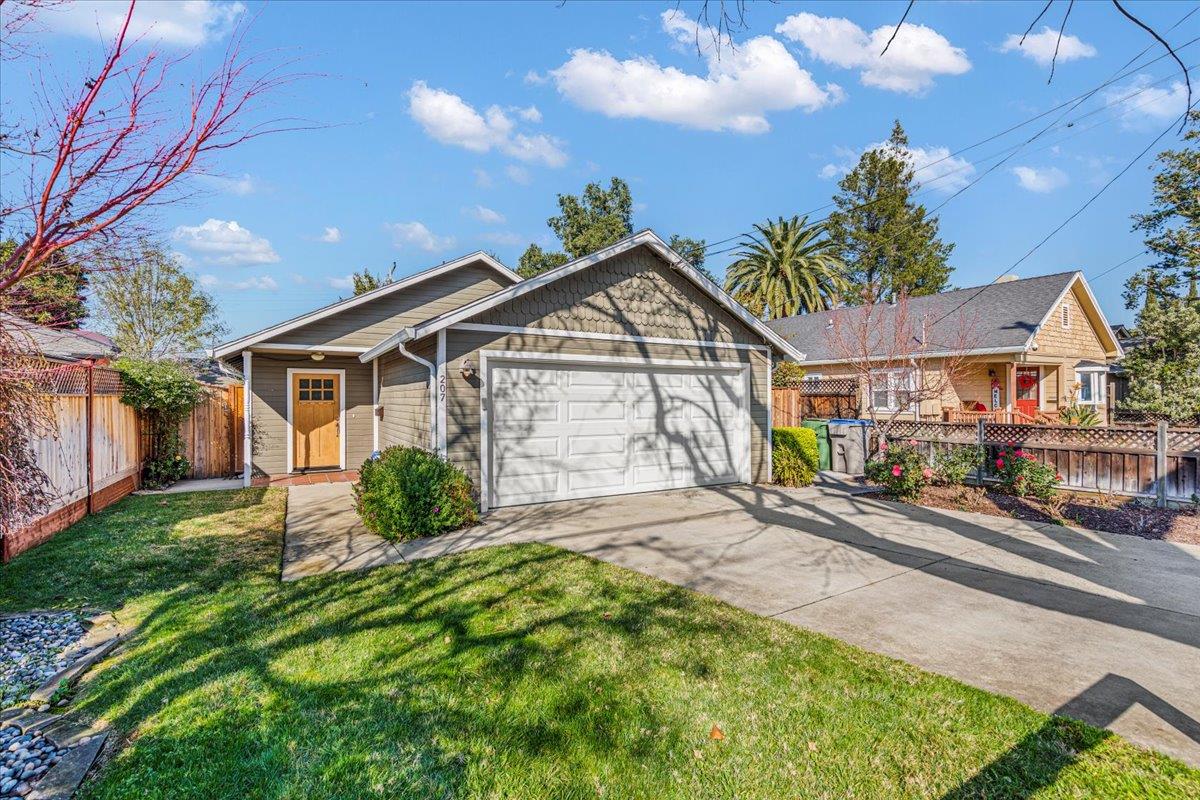 Neighborhood Neighborhood-74