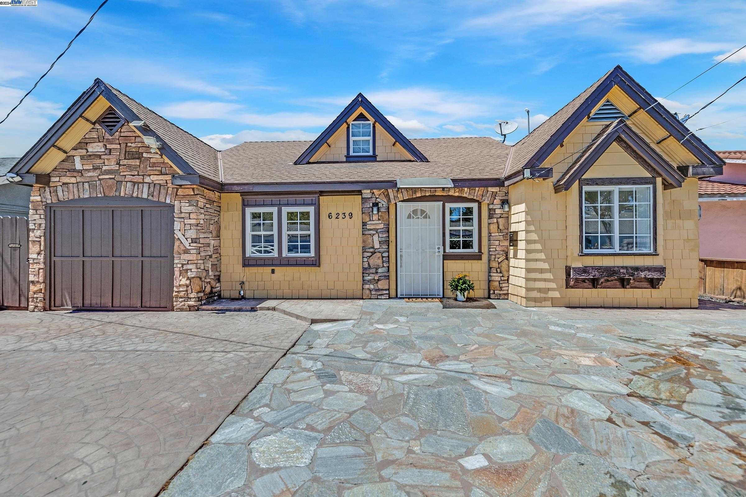 Neighborhood Neighborhood-4