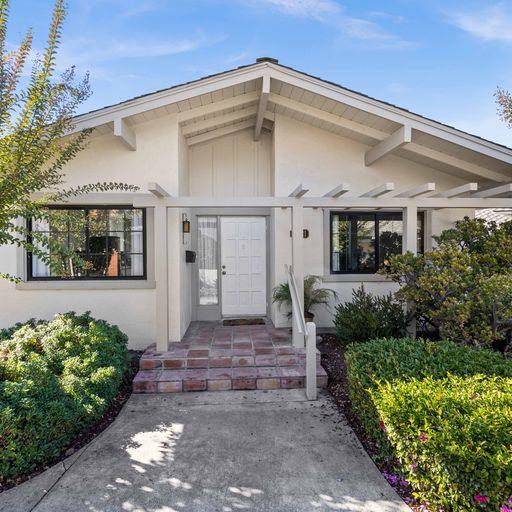 Neighborhood Neighborhood-100