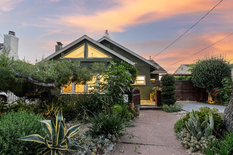 Neighborhood Neighborhood-41