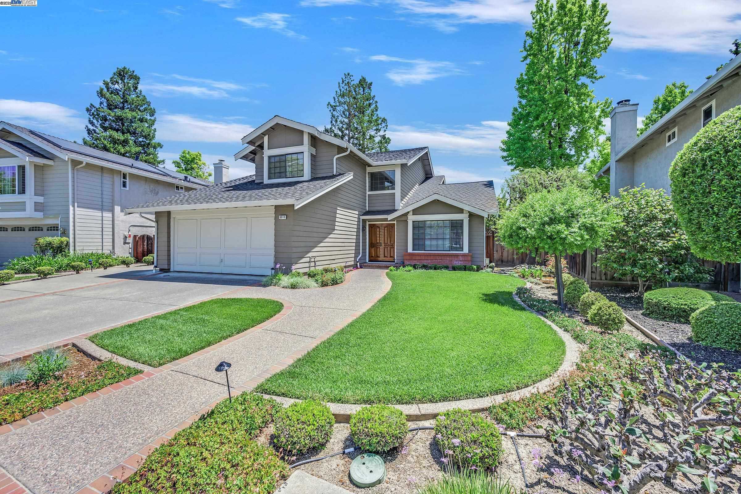 Neighborhood Neighborhood-10