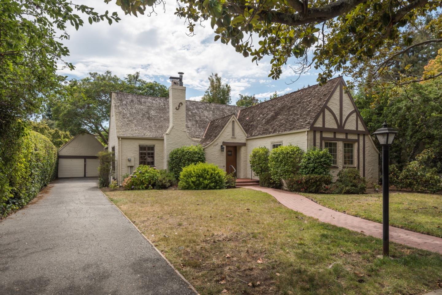 Neighborhood Neighborhood-6