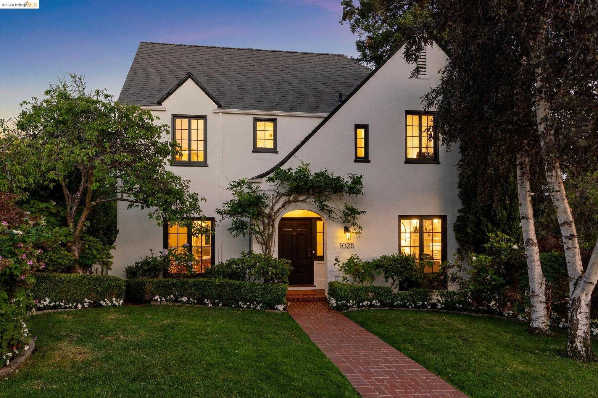 Neighborhood Neighborhood-19