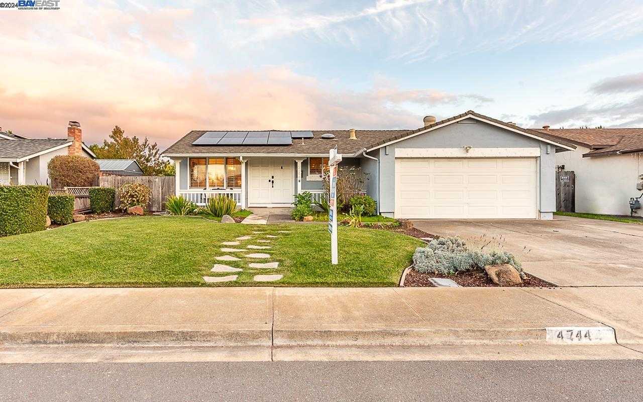 Neighborhood Neighborhood-6