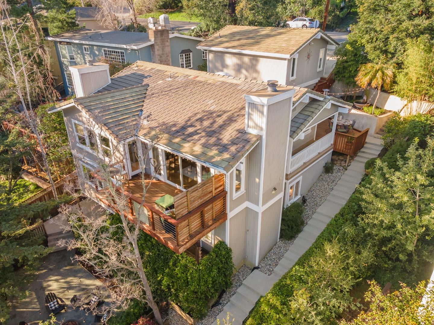 Neighborhood Neighborhood-5