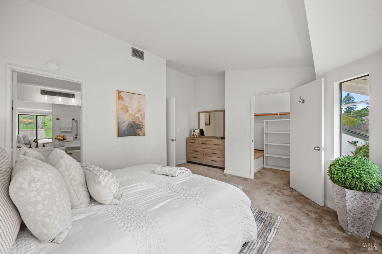 Neighborhood Neighborhood-5